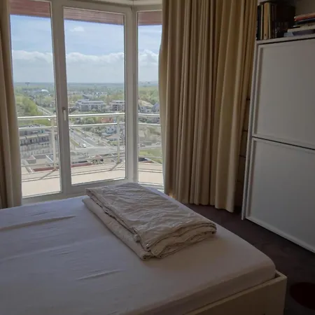 Horizon 0501 Located On The Sea Apartment