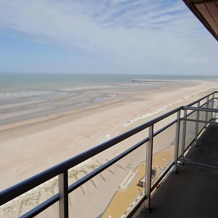 Coastal Comfort With Parking Appartement *