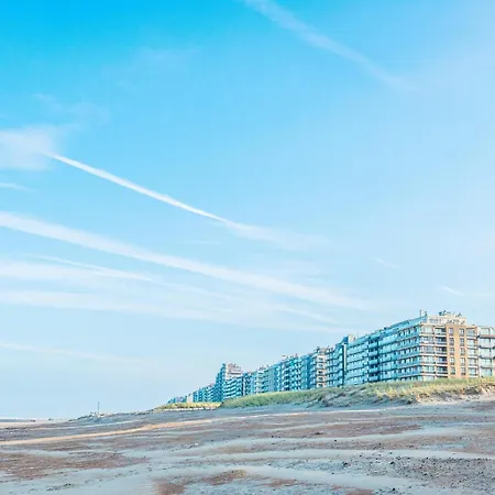 Apartment Horizon 0501 Located On The Sea