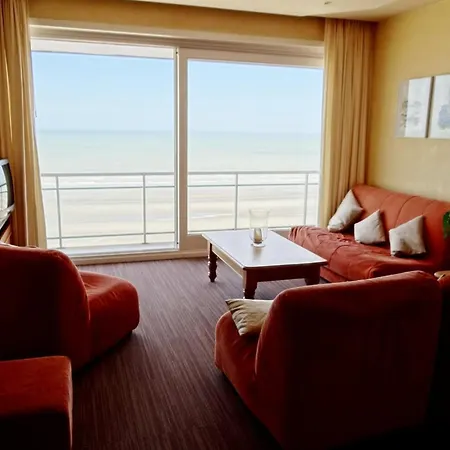 Coastal Comfort With Sea View Appartement Nieuport